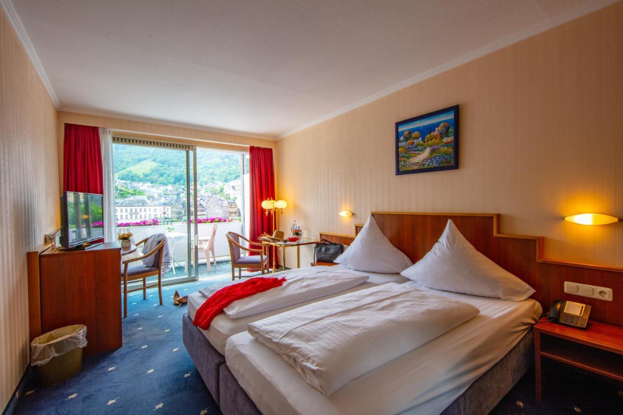 Moselstern Hotel Brixiade &Triton Кохем Екстериор снимка
