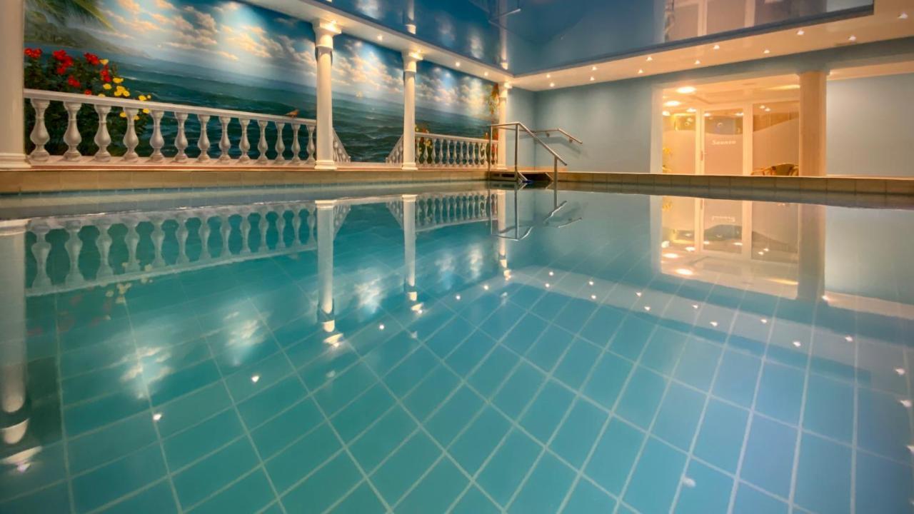 Moselstern Hotel Brixiade &Triton Кохем Екстериор снимка