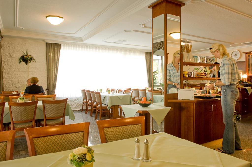 Moselstern Hotel Brixiade &Triton Кохем Екстериор снимка