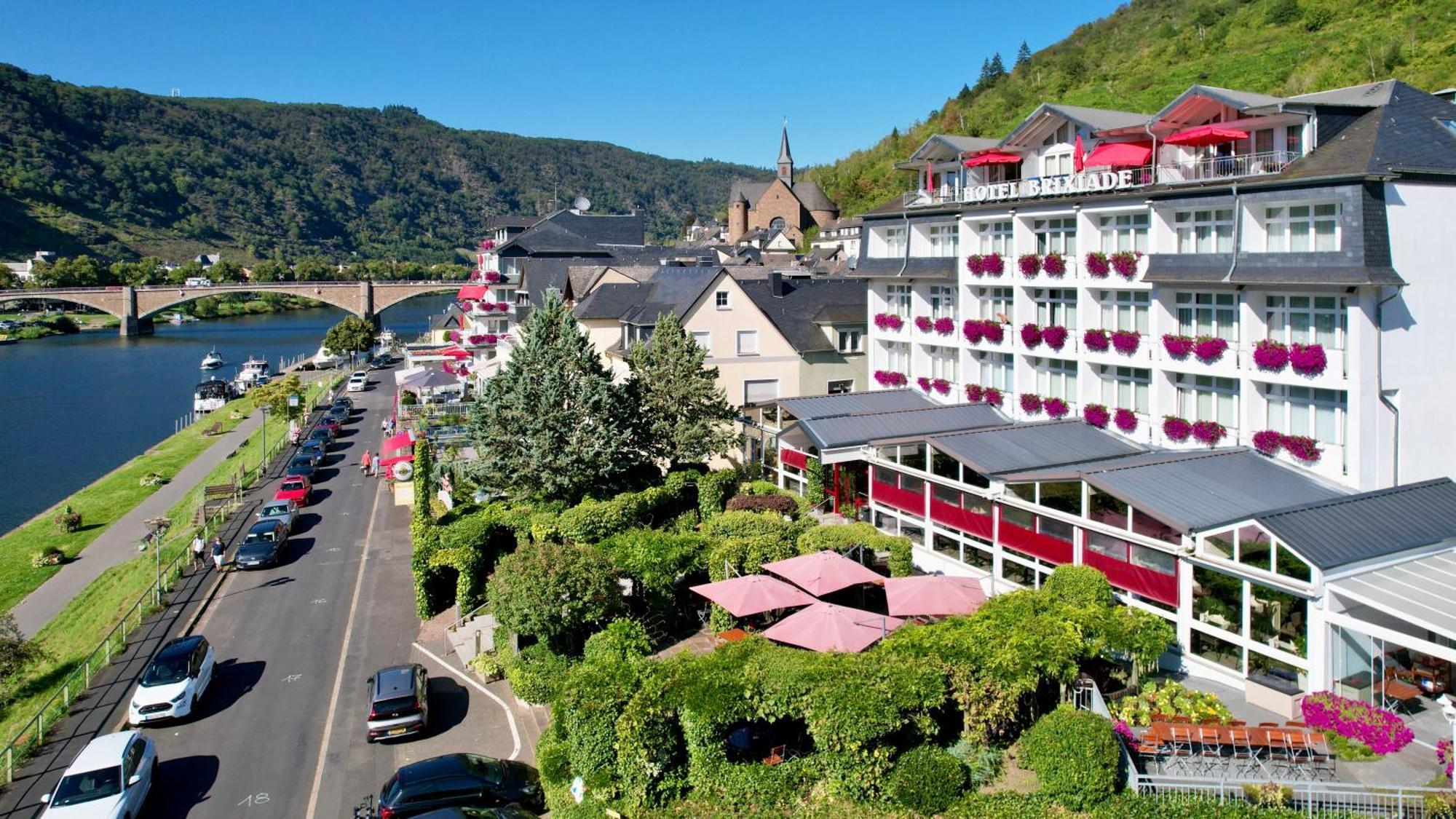 Moselstern Hotel Brixiade &Triton Кохем Екстериор снимка