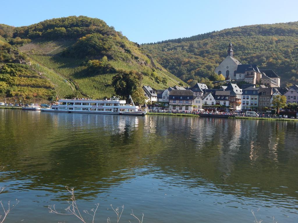 Moselstern Hotel Brixiade &Triton Кохем Екстериор снимка
